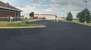 Best Asphalt Driveway Installation  in Booneville, MS